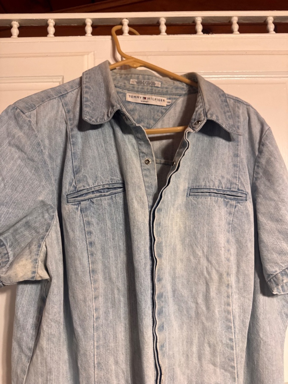 Tommy Hilfiger denim garment appears to be a vintage short-sleeve midi-length de - Picture 5 of 5